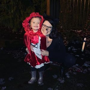 Meet your Posher, Courtney